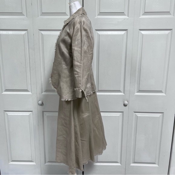 2 Piece Women’s Linen Jacket and Skirt TOTO N KO Size 6 - Picture 7 of 16